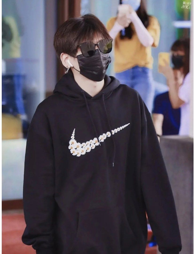 NIKE x PARANOISE Swoosh Hoodie