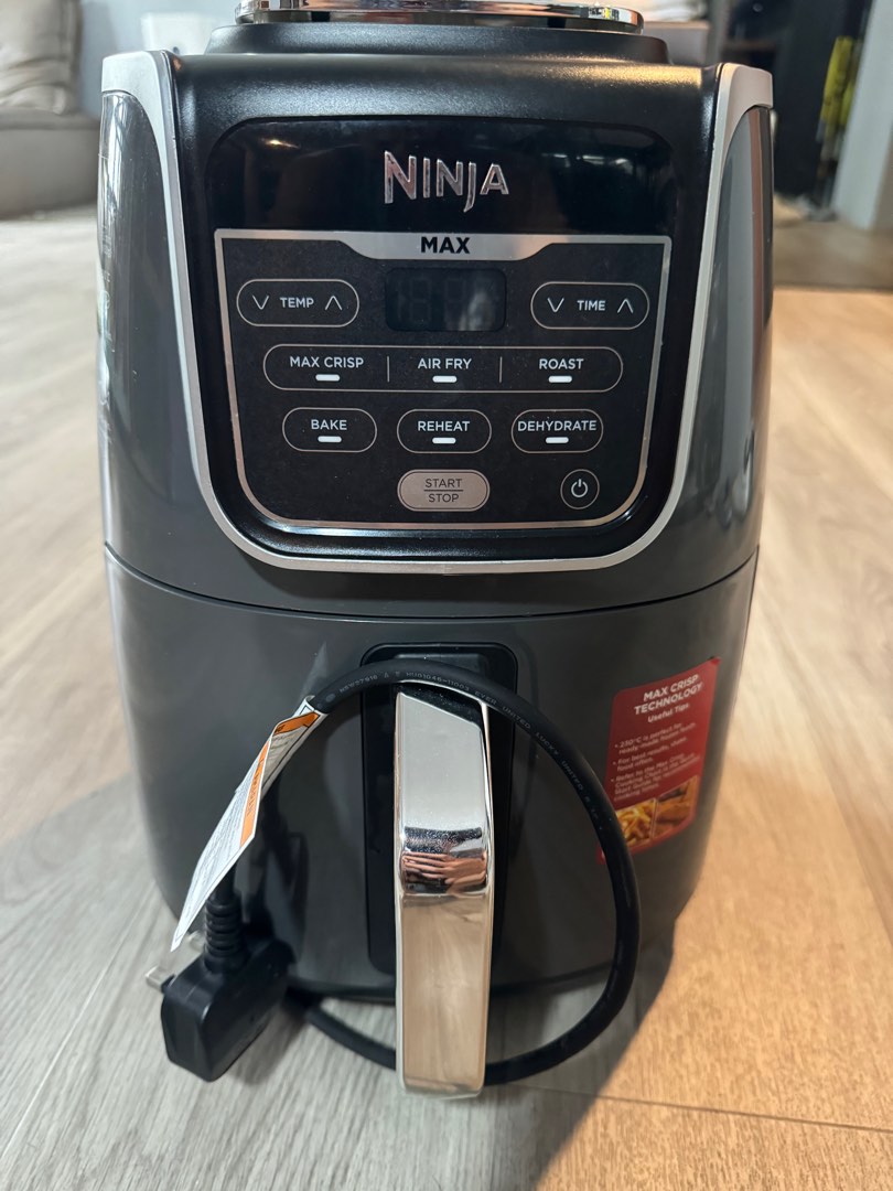 Ninja XL air fryer, TV & Home Appliances, Kitchen Appliances, Fryers on