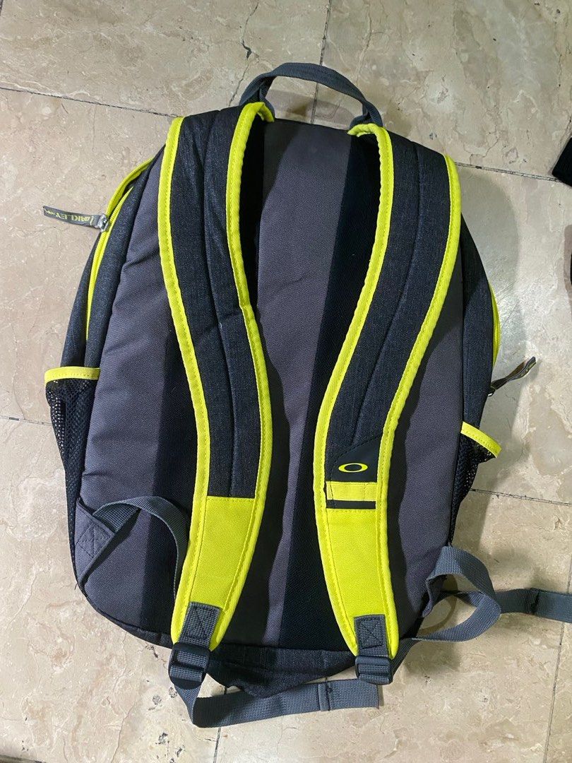Oakley 5 speed backpack sales