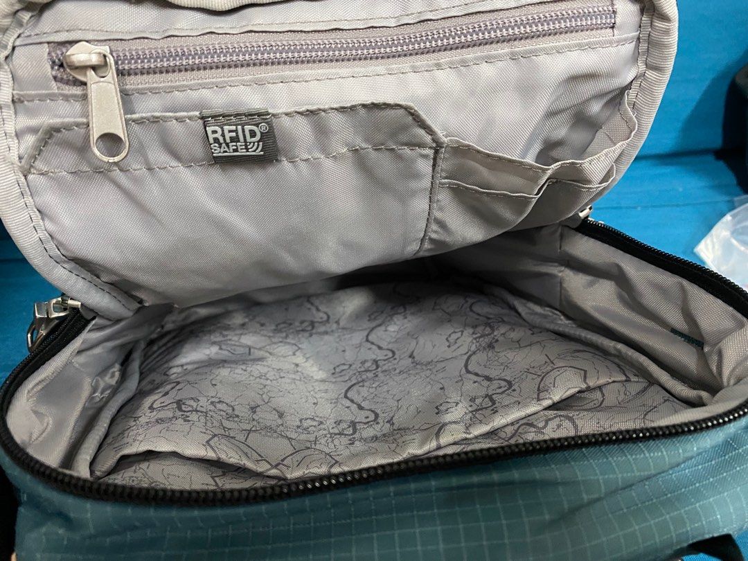 Pacsafe vibe 200 compact travel bag online