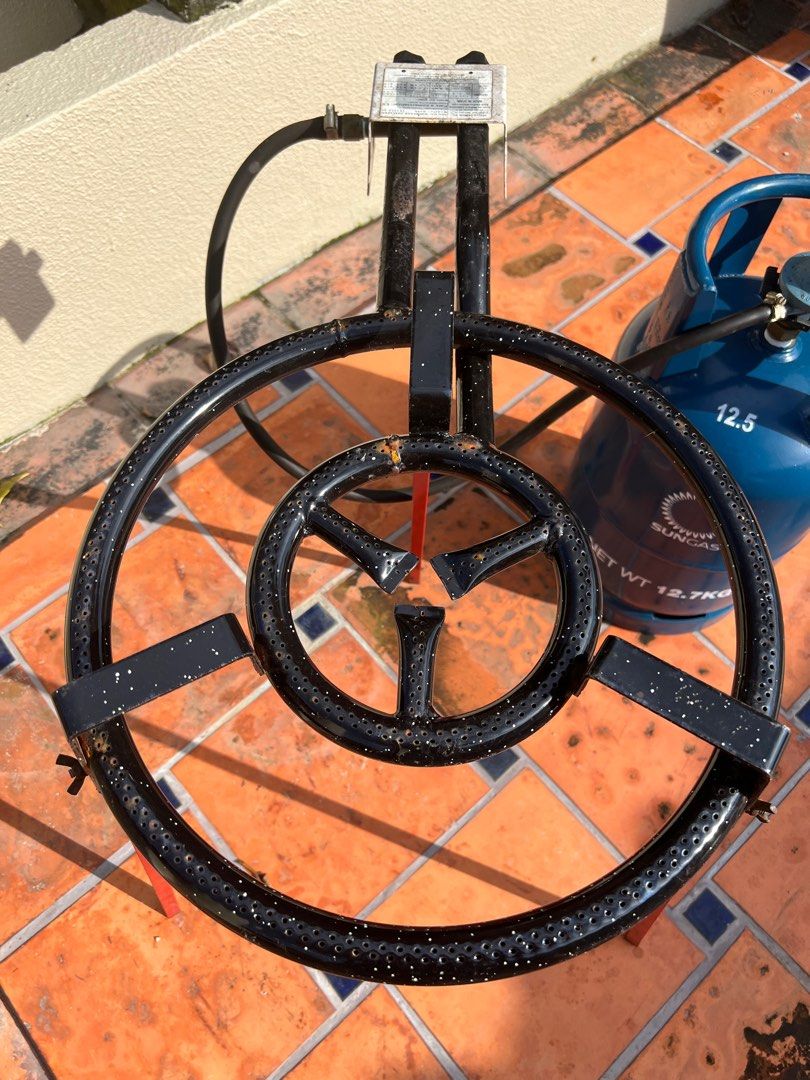 PAELLA BURNER (BBQ) Pan and Gas cylinder, Furniture & Home Living
