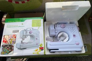 Portable compact Sewing machine 220v battery operated frm Japan