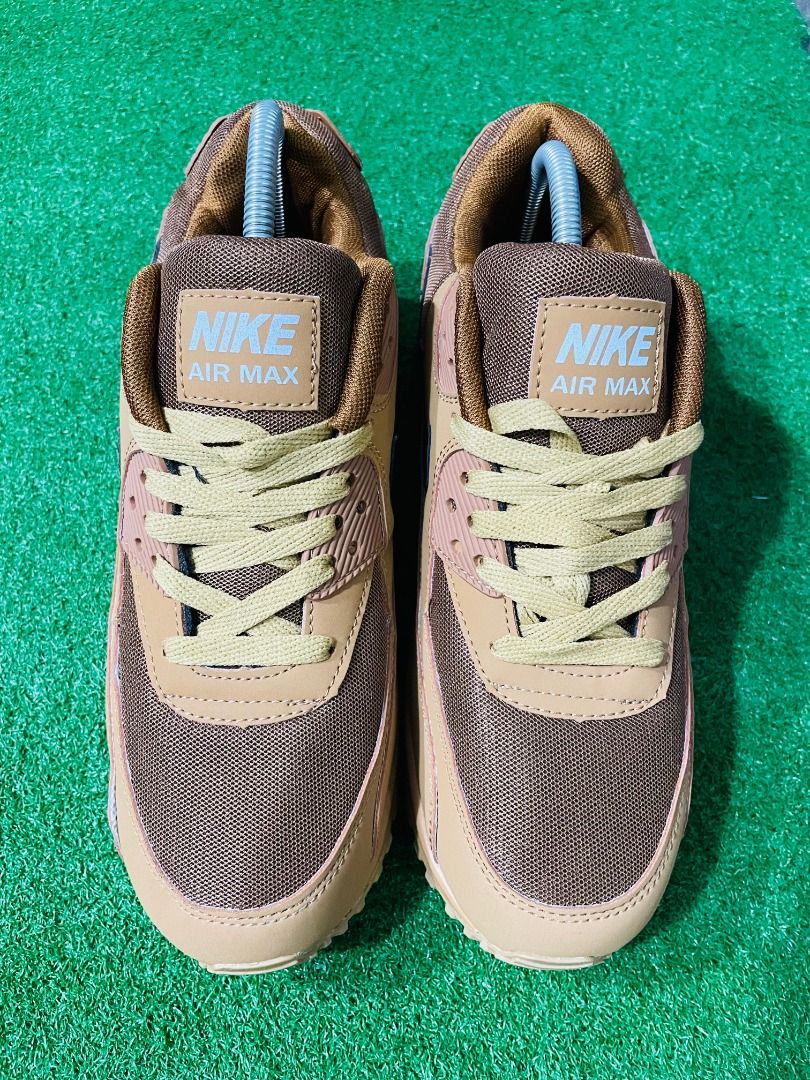 Preloved Brown Nike Air Max 30