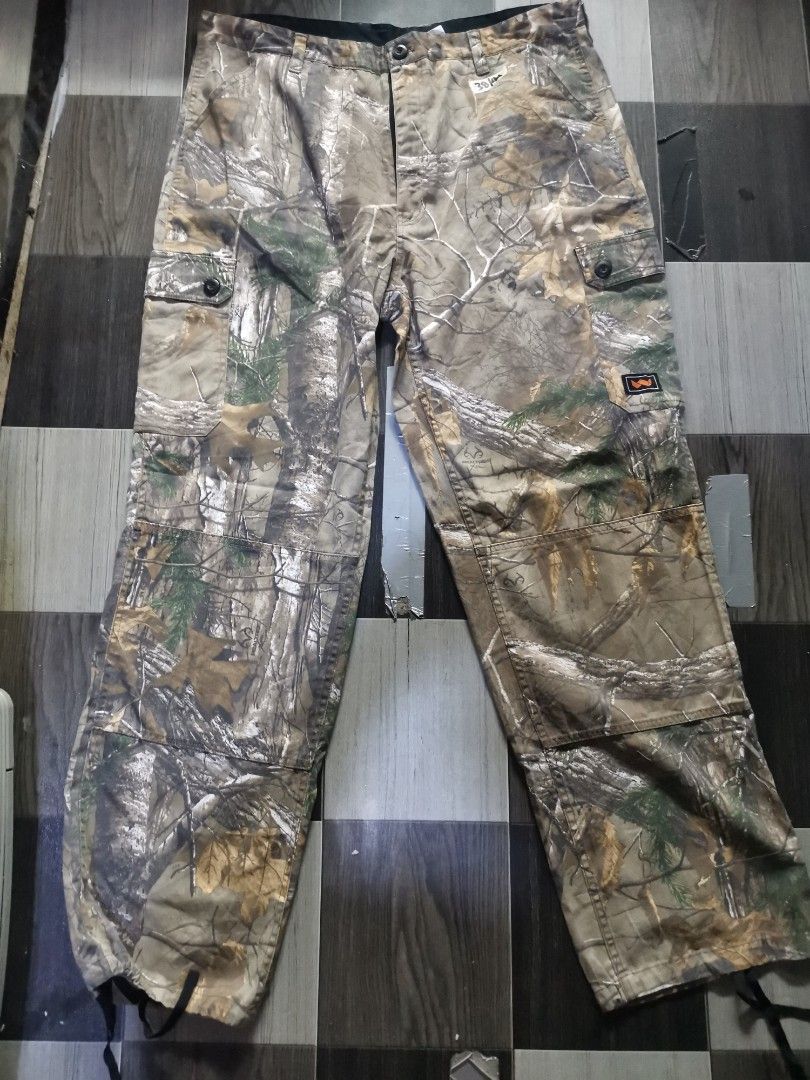 RealTree Cargo Pants by Walls outdoors, Men's Fashion, Bottoms