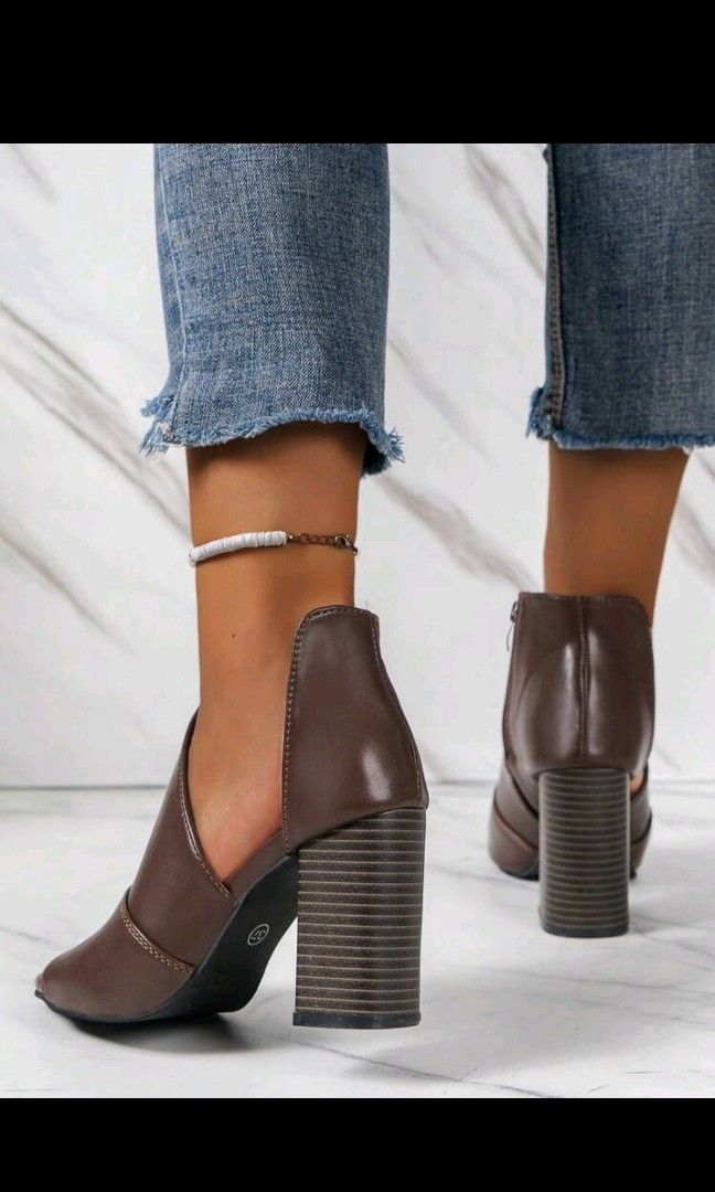 Retro chunky clearance heel boots