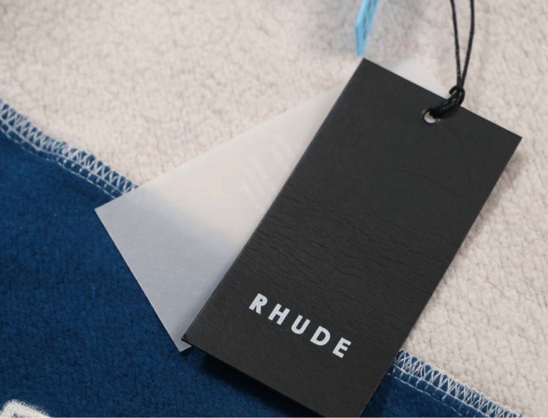 Rhude Vintage Half Zipper Sweatshirt (Category: Coats, Jackets and Outerwear) located in Caloocan City. Submitted by thelockermanila (Listing ID 1268924999, Image 3). Description: Rhude Vintage Half Zipper Embroidered Sweatshirt Color: Blue / Red Dimension Size Bust Length Sleeve Shoulder S 126 67 58 77 M 132 70 59 79 L 138 73 60 81 XL 144 76 61 83 Php: 3,500.00 + shipping fee Condition: 10/10 Color rate: 10/10 Overall brand-new condition! 📌 Pre