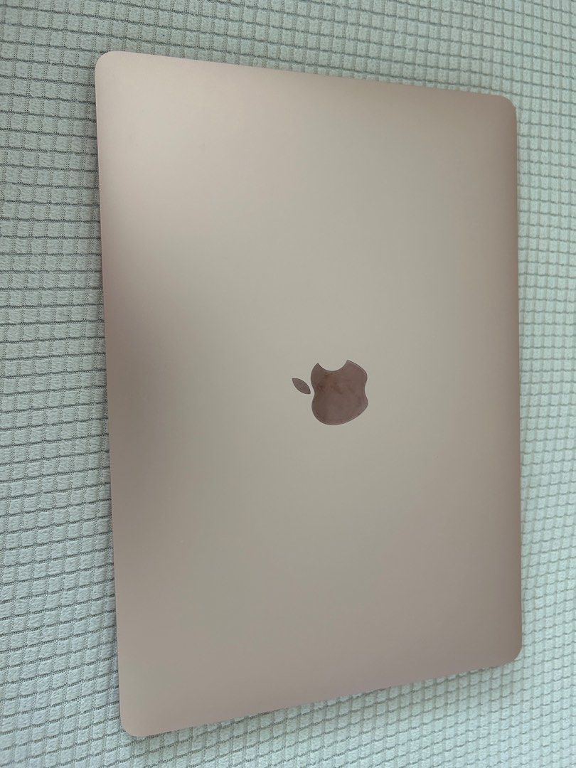 Rose gold MacBook Air 13in M1 chip 2020 8GB/256GB warranty available until March 2024, Computers