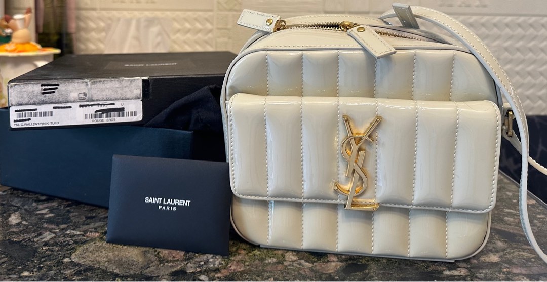 Saint laurent vicky quilted leather camera bag 2025