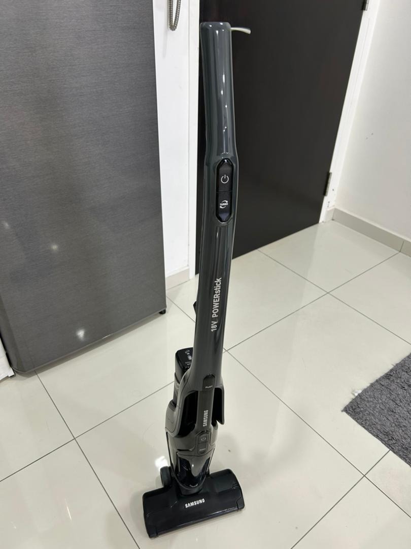 Samsung cordless vacuum cleaner RM100, TV & Home Appliances, Vacuum