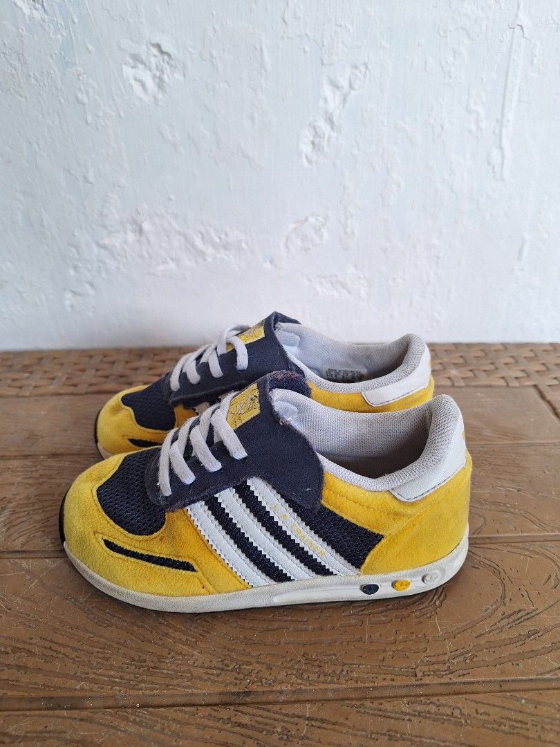 Sepatu anak second original Adidas LA trainer size 26 Fesyen Pria Sepatu Sneakers di Carousell