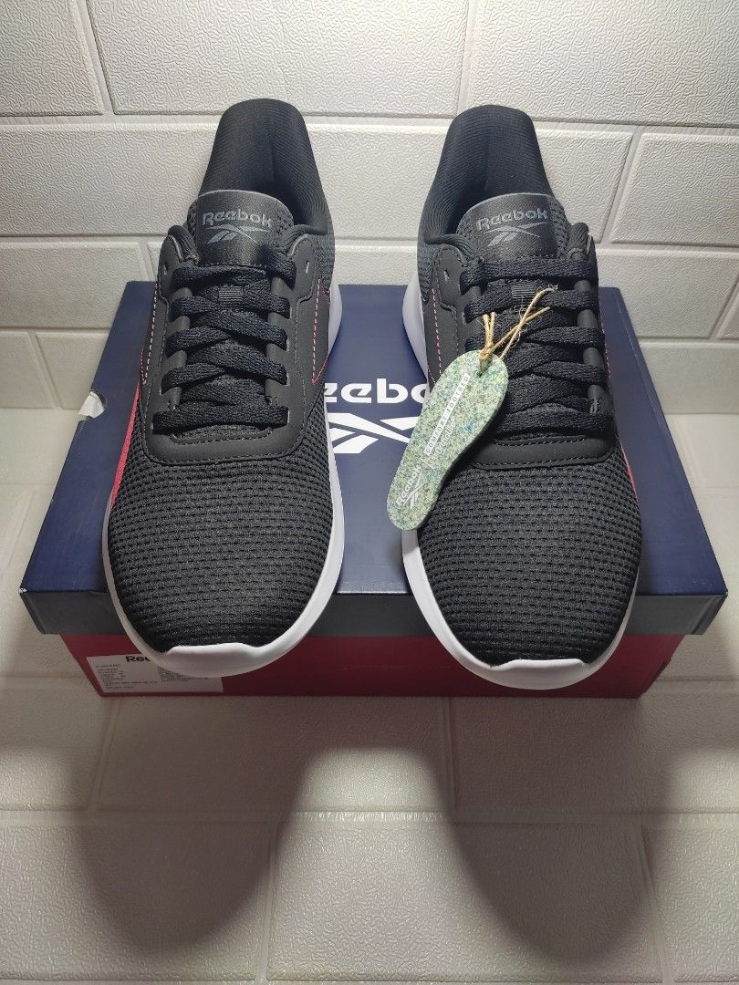 Sepatu deals reebok original