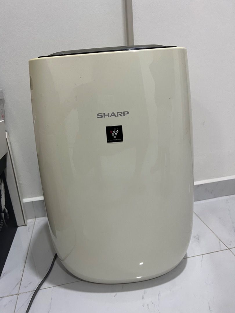 Sharp Air Purifier FP-J40E-W, TV & Home Appliances, Air Purifiers ...
