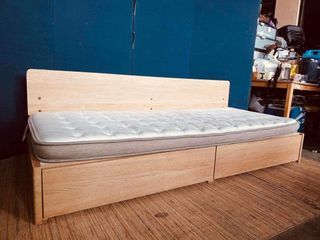 Single Size Bedframe w/ Mattress With Storage 35”L x 79”W 2 pullout drawer Wooden bedfra