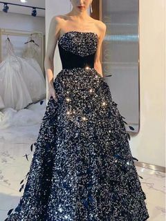 Super Shinning Silver Black Swan Gown