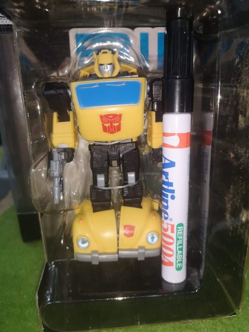 Toyworld Transformers Bumblebee, Hobbies & Toys, Toys & Games on Carousell