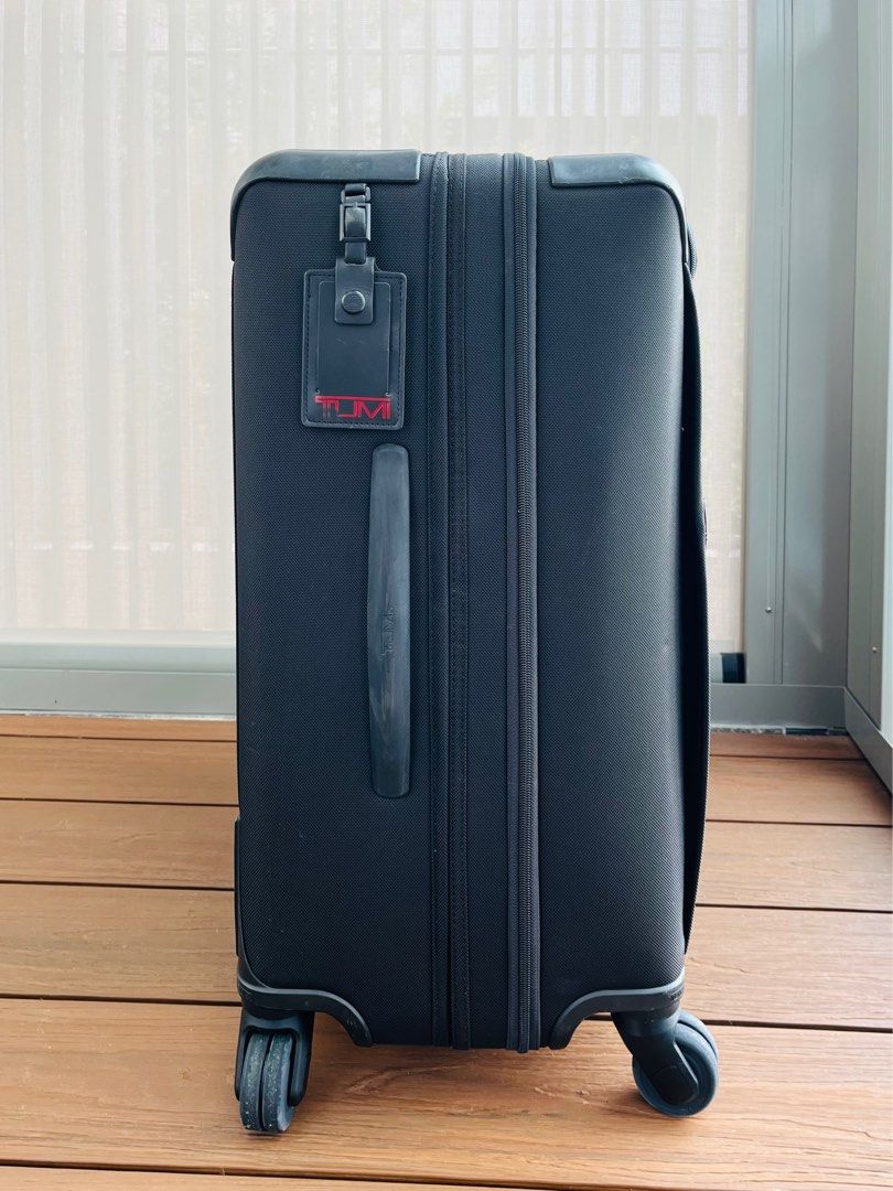 Genuine TUMI 22064D2 Alpha 4 Wheeler Luggage Hobbies Toys