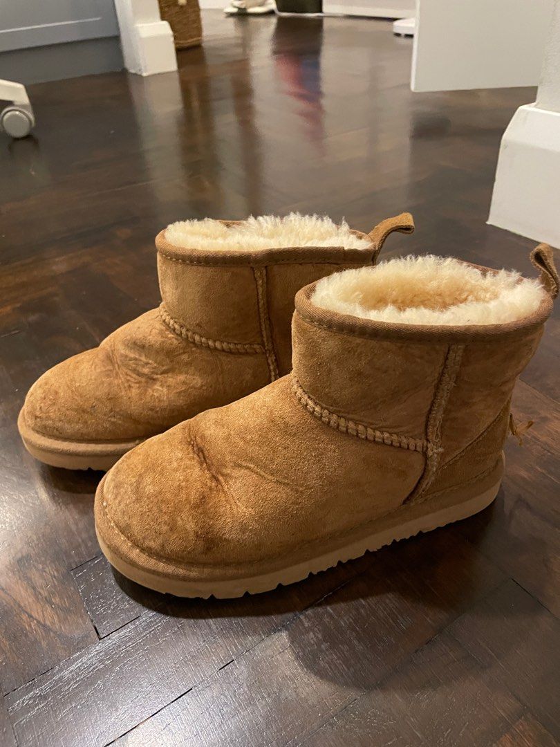 Uggs winter sales boots kids