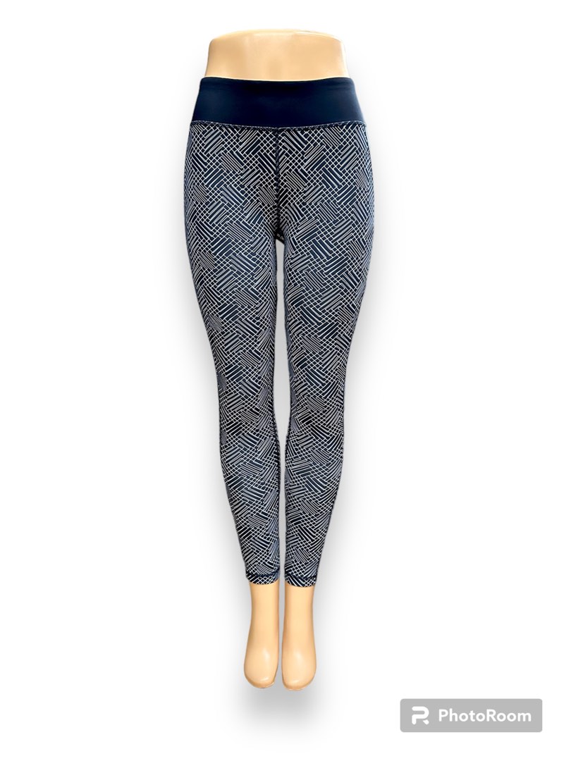 Uniqlo Sport leggings tights yoga, Women's Fashion, Activewear on Carousell