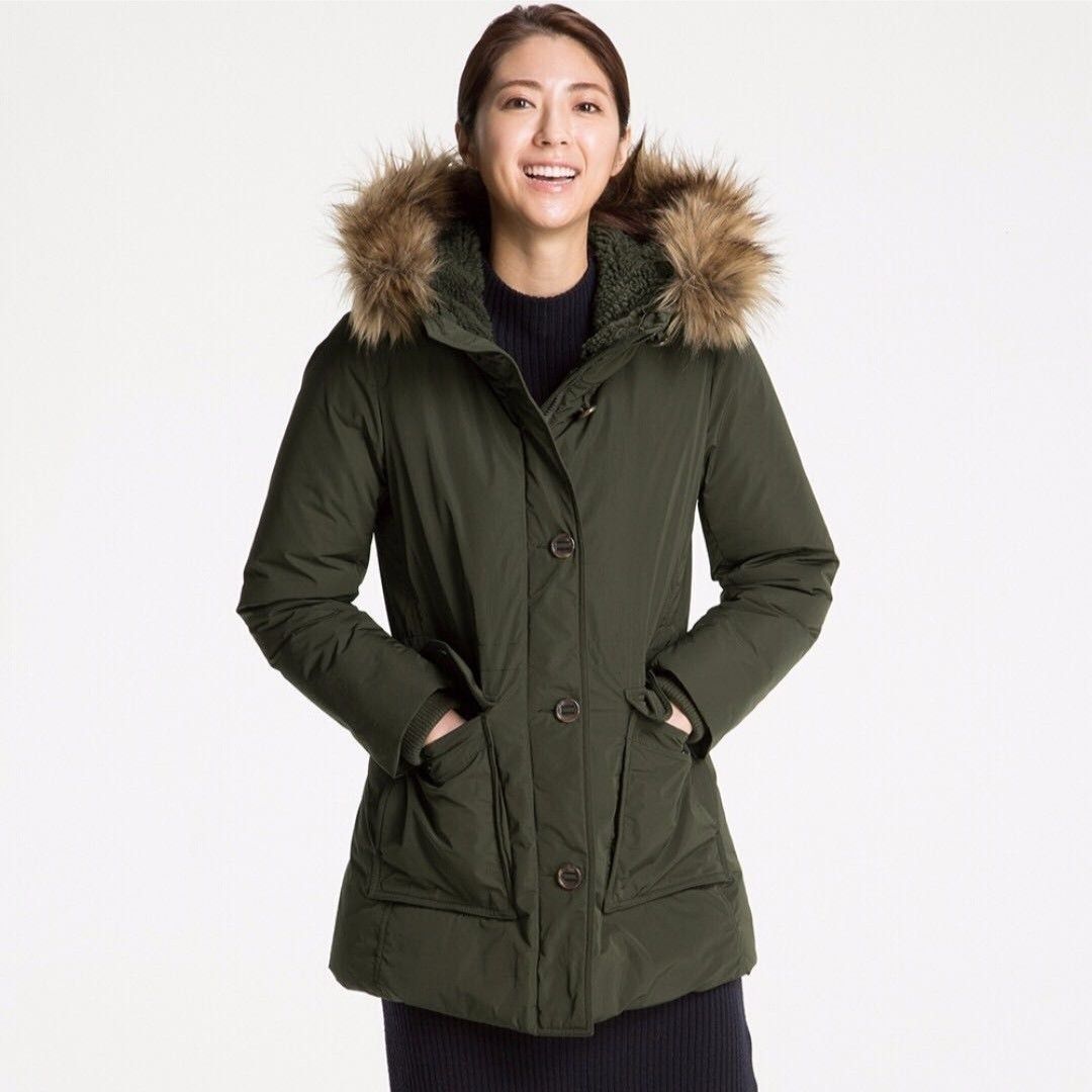 Uniqlo warm down parka jacket in army green size M Women s