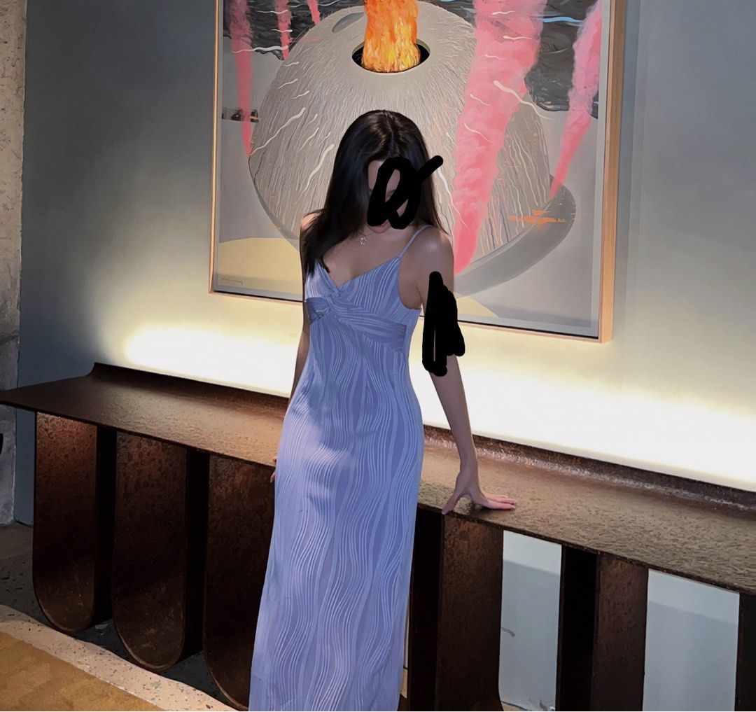 Sexty dresses 2025