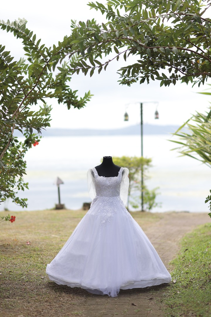 WEDDING GOWN FOR SALE, Women's Fashion, Dresses & Sets, Evening dresses