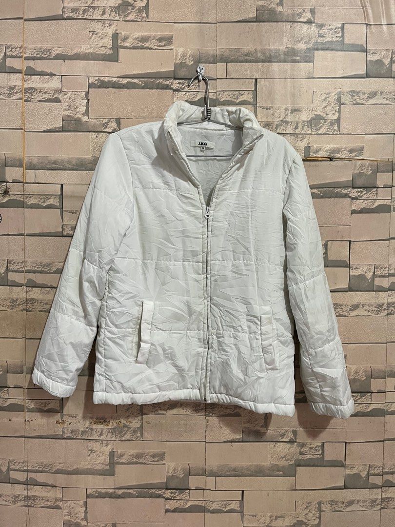 How to clean a white puffer jacket new arrivals
