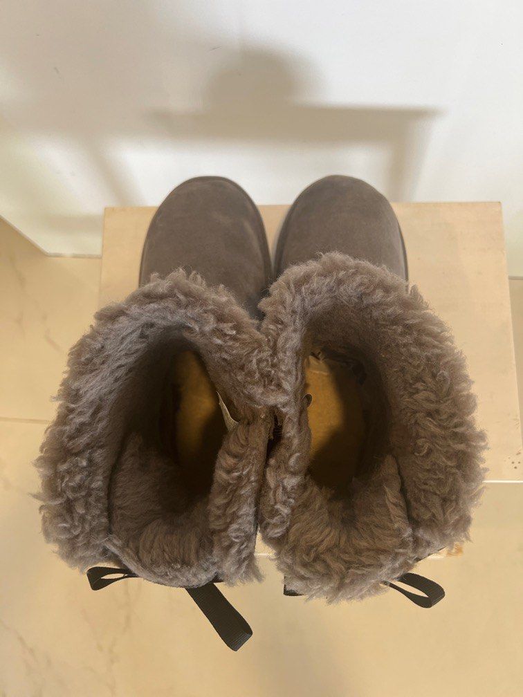 Winter boots