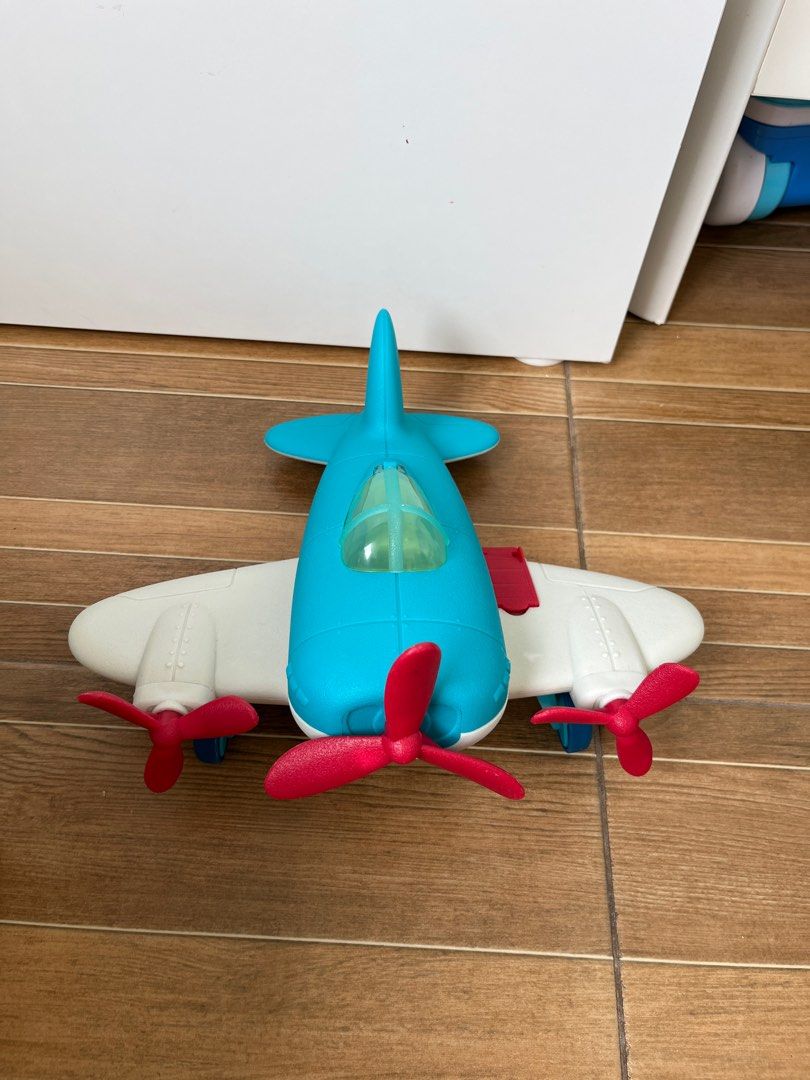 Wonder wheels airplane store