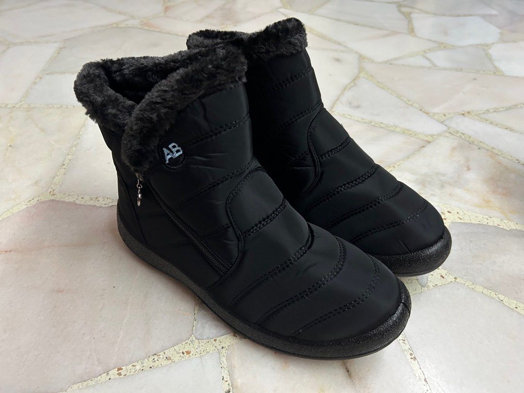 Warm black boots womens hotsell