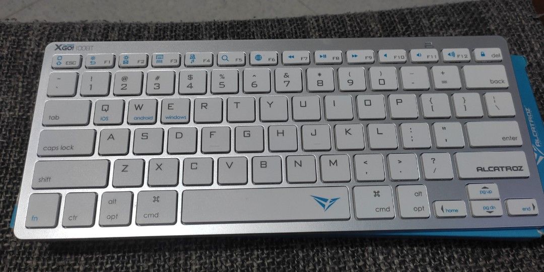 XGo 100BT wireless keyboard chicklet type (Category: Computer Keyboard) located in Quezon City. Submitted by ryechris (Listing ID 1268889208, Image 1). Description: Technical Specifications This Keyboard requires two AAA batteries (included in packaging) Bluetooth V3.0 Standby time: About 120 days Usage time: About 80 hours Keyboard Dimension: 285 x 120 x 18mm Weight: 280g Supports PC System: Windows 2000/XP/7/8/10. Supports Tablets/Smartphone: W
