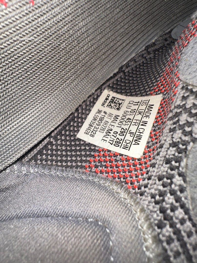Yeezy beluga 2.0 clearance tag
