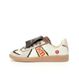 (Category: ) located in . Submitted by sneakers-shop (Listing ID 1272711005, Image 1). Description: .