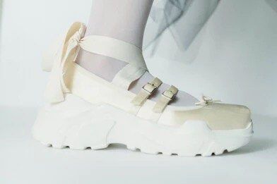 Akikoaoki Giselle satin ballet sneakers in satin ivory 37