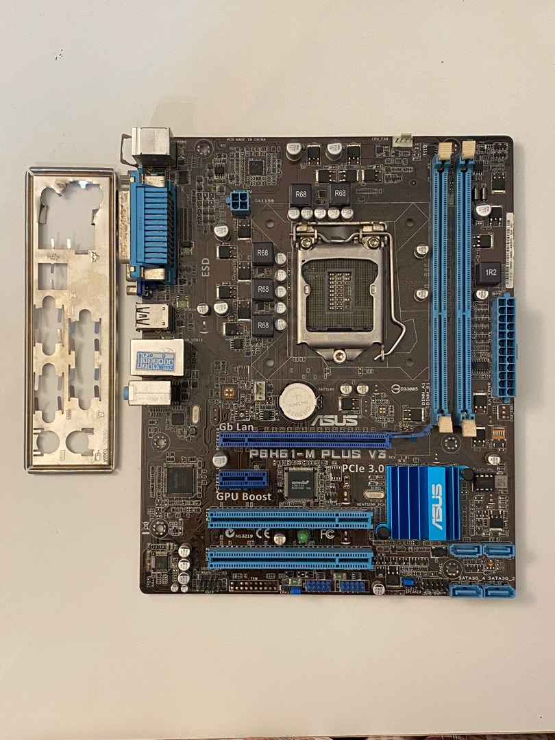 Asus motherboard 1155 (faulty), Computers & Tech, Parts & Accessories ...