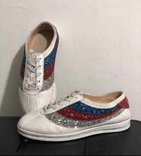 (Category: ) located in . Submitted by cbgapparel (Listing ID 1272857196, Image 1). Description: .
