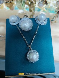 SALE! Authentic South Sea Pearl