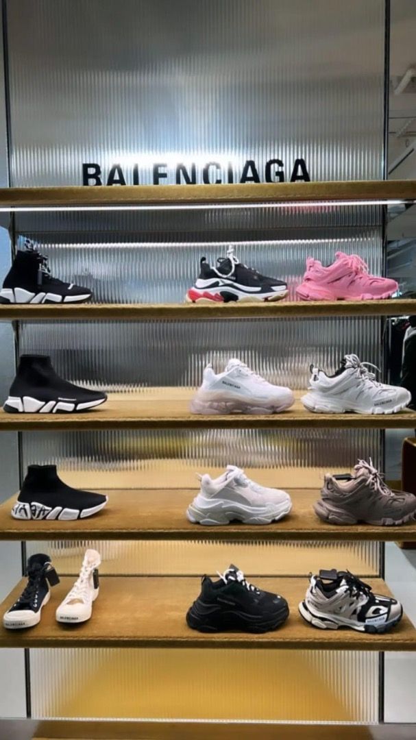 Balenciaga shoes store deals