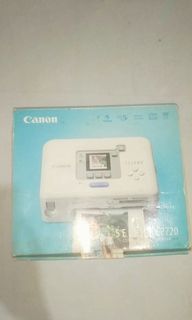 canon selphy 720 compact photo printer WITH FREEBIE