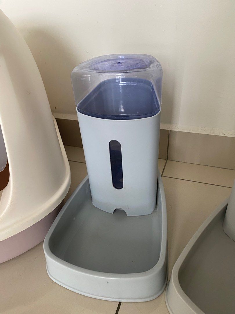 Cat Litter Cat Feeder and Water dispenser Pet Supplies Homes