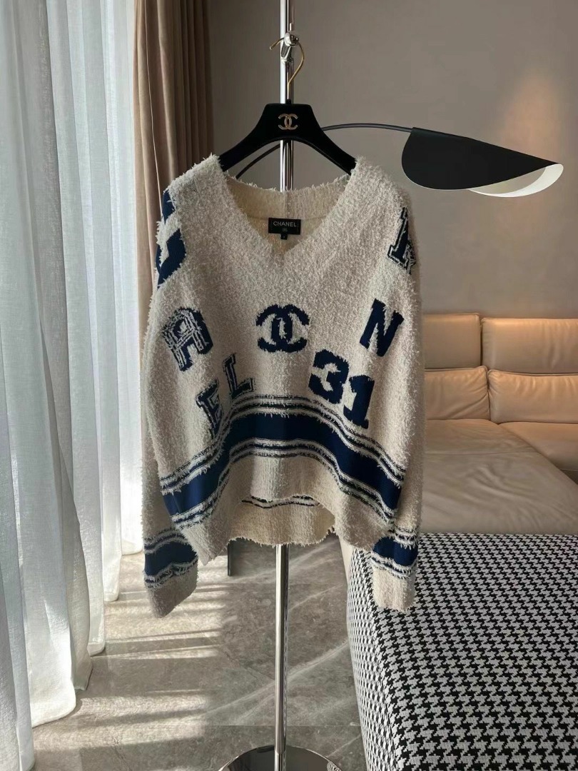Chanel varsity iconic logo pullover sweate outlet