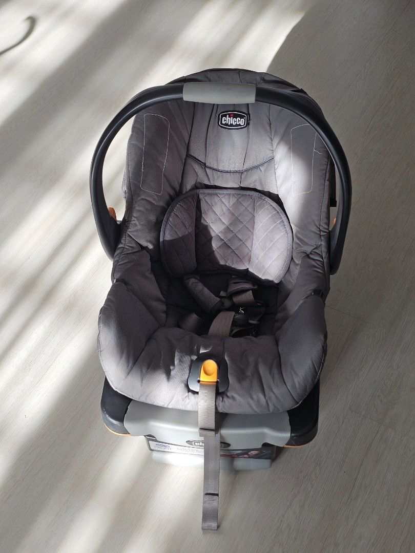 Chicco keyfit 30 infant car top seat moonstone