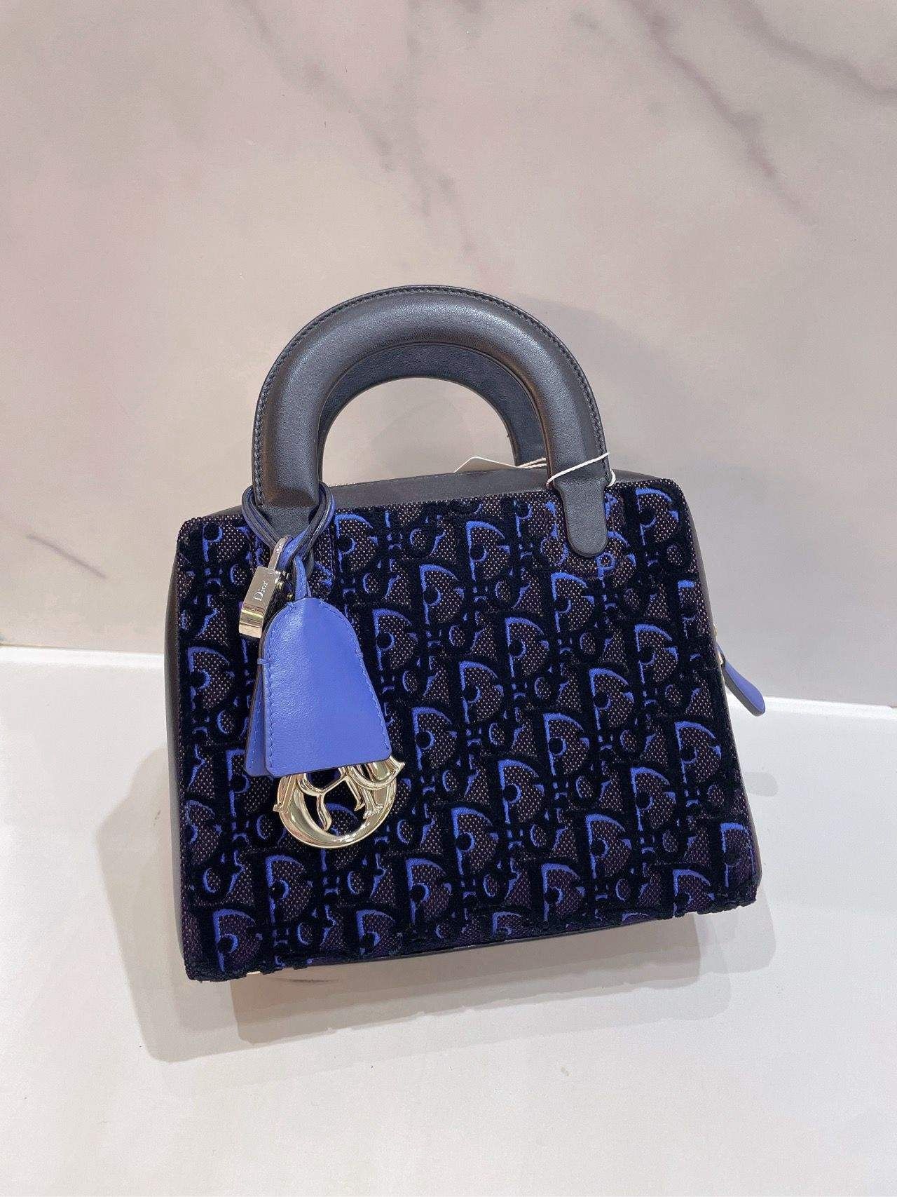 Christian dior bowling online bag