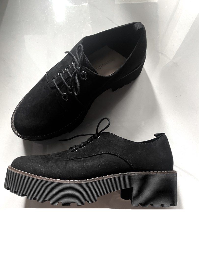 Ridged platform cheap heels