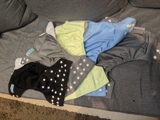 CLOTH REUSABLE DIAPERS