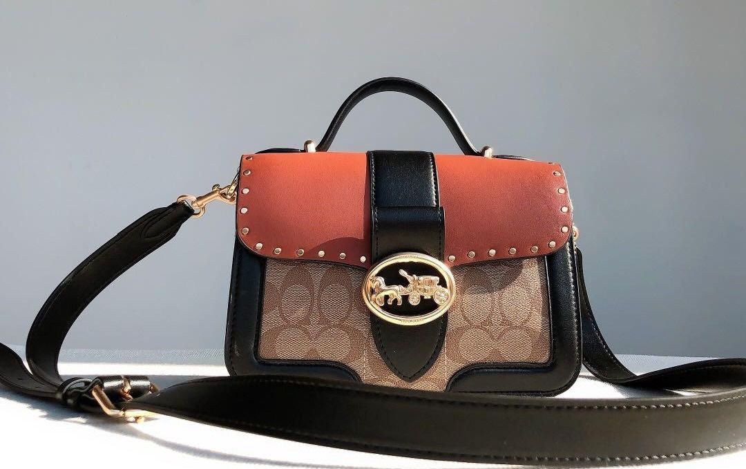 Coach Original GEORGIE TOP HANDLE IN COLORBLOCK SIGNATURE CANVAS WITH RIVETS Crossbody Top Handle Bag For Women Come With Complete Set Suitable For