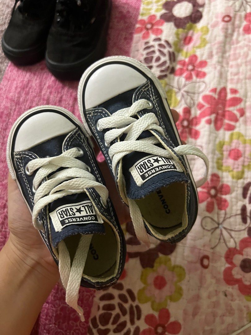 converse kids Babies Kids Babies Kids Fashion on Carousell