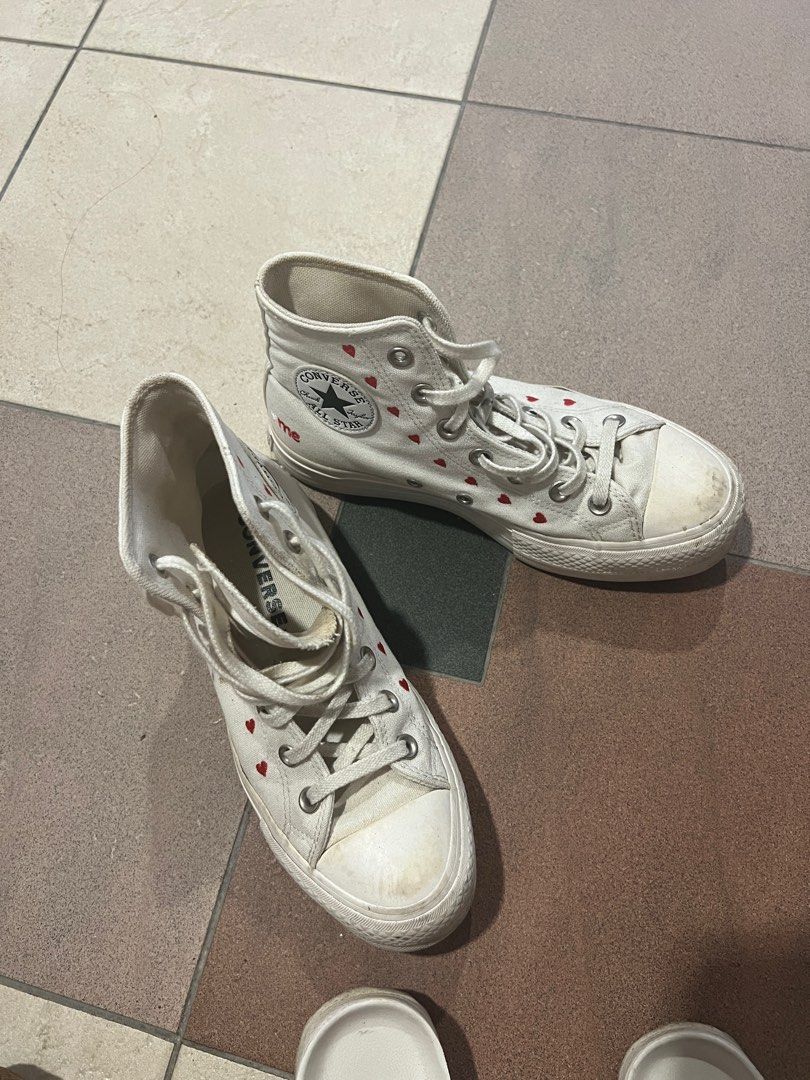 Where can i buy new arrivals converse shoes near me