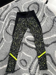 (Category: ) located in . Submitted by b_e.preloved (Listing ID 1272724381, Image 1). Description: .