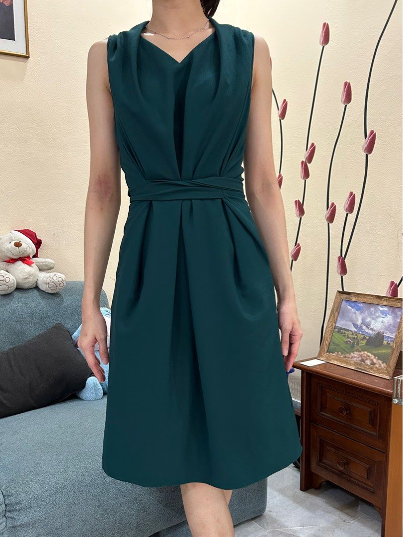 Dark green store christmas dress