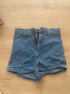 (Category: ) located in . Submitted by Joytutor (Listing ID 1272724085, Image 1). Description: .
